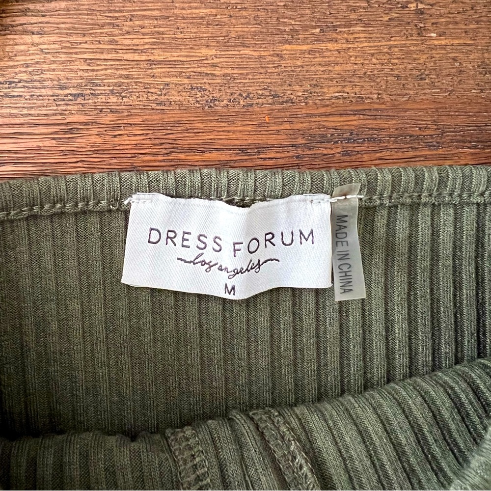 Cropped tank tops bundle! - Picture 7 of 9